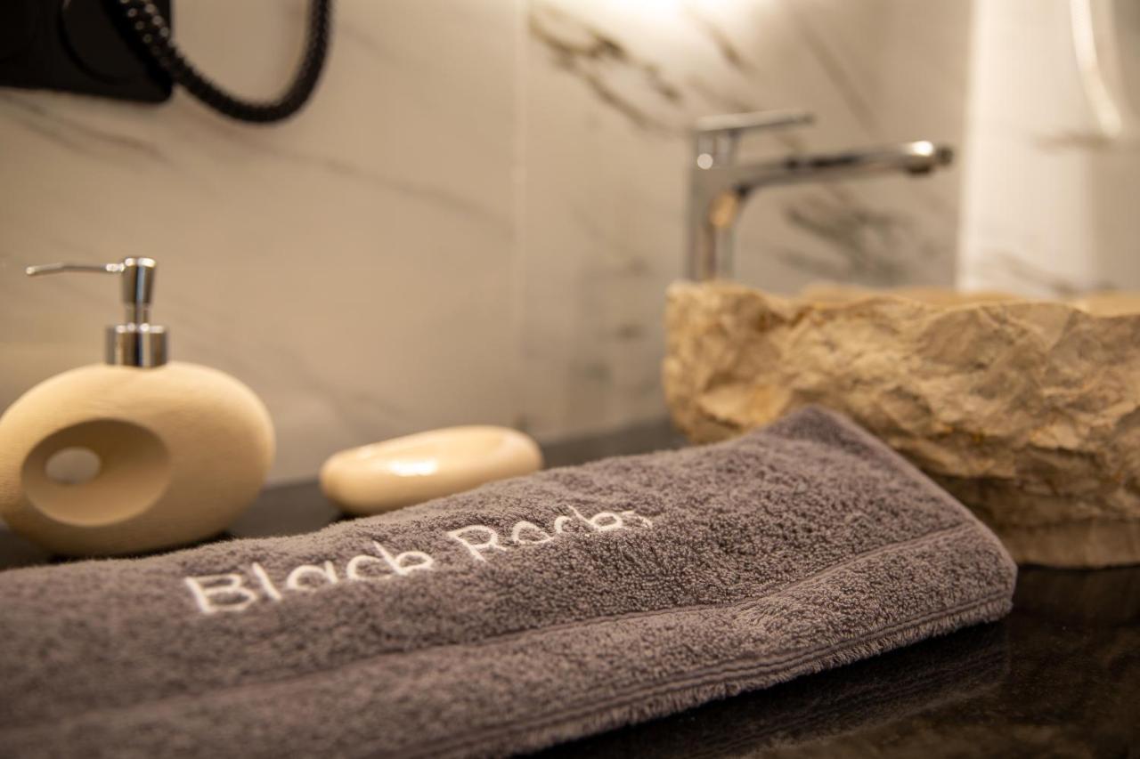 Black Rocks Family, Luxury Seafront Beach Maisonette Agios Gordios  Exterior foto